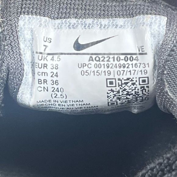 Nike Zoom Pegasus 36 Black Running Shoe - Women’s 7 - Picture 8 of 10